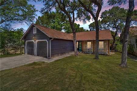 4402 Molokai DR Austin, TX 78749