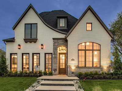 915 Oakhill Street Allen, TX 75013