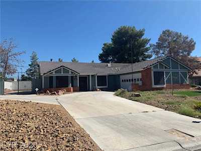 3070 Paintedhills Las Vegas, NV 89120