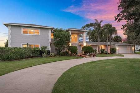 728 Shore Dr E Oldsmar, FL 34677