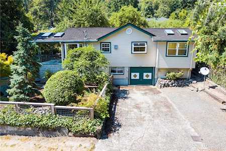 1635 Jacobsen Blvd Bremerton, WA 98310