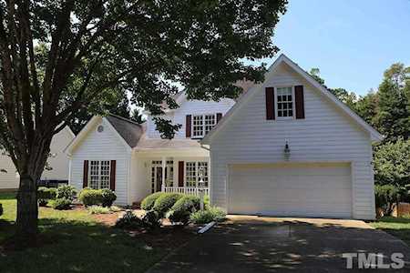 1103 Oak Crest Drive Knightdale, NC 27545