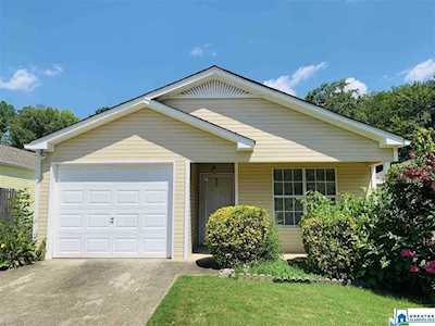 1803 Stonehenge Dr Center Point, AL 35215