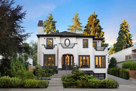 4235 W 29th Avenue Vancouver, BC V6S 1V7