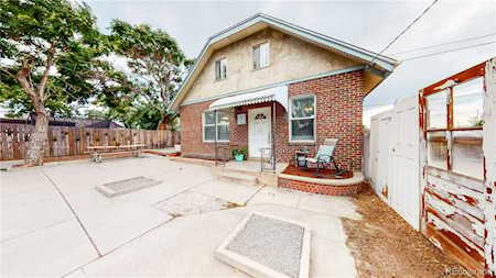4527 Thompson Ct Denver, CO 80216