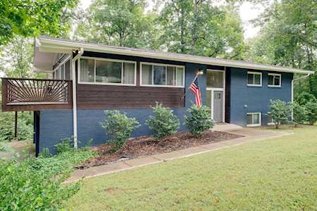 240 Harpeth Hills Dr Kingston Springs, TN 37082