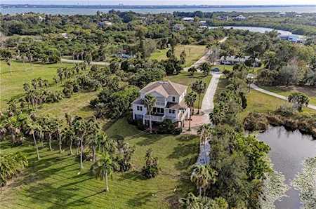 1217 Bayshore Dr Terra Ceia, FL 34250
