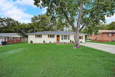 3233 Moorewood Dr Nashville, TN 37207