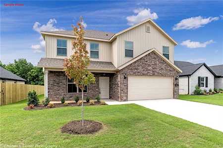 3205 Summer View Ave Springdale, AR 72764