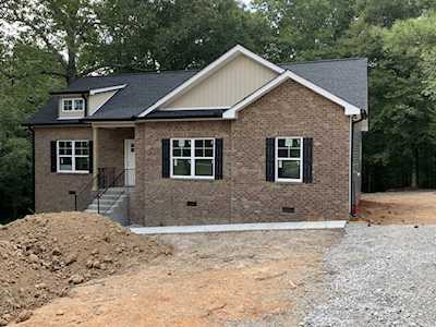 639 Sycamore Road Dickson, TN 37055