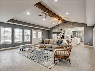 617 N Falcon Way Mustang, OK 73064