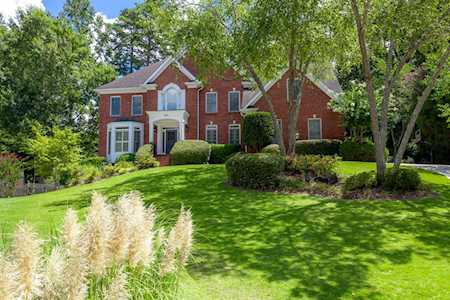 300 Flowers Cove Ln Lilburn, GA 30047