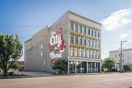 415 E Market St #404 Louisville, KY 40202