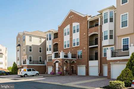 8610 Fluttering Leaf Trl #406 Odenton, MD 21113