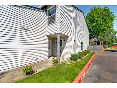 5301 Plomondon St #A1 Vancouver, WA 98661