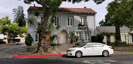 805 N Bush Street #4 Santa Ana, CA 92701