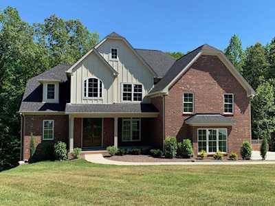7166 Kyles Creek Dr Fairview, TN 37062