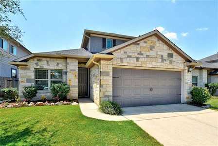 135 Wincliff DR Buda, TX 78610