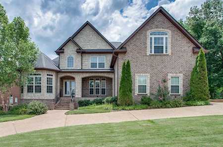 542 Ridgecrest Ln Lebanon, TN 37087
