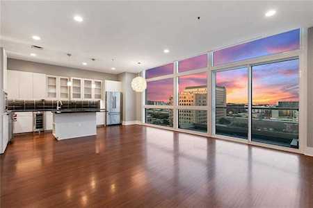 555 E 5th ST #925 Austin, TX 78701