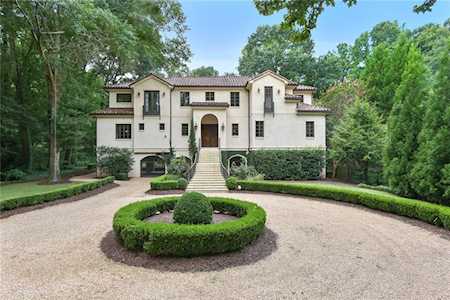 968 Peachtree Battle Circle NW Atlanta, GA 30327