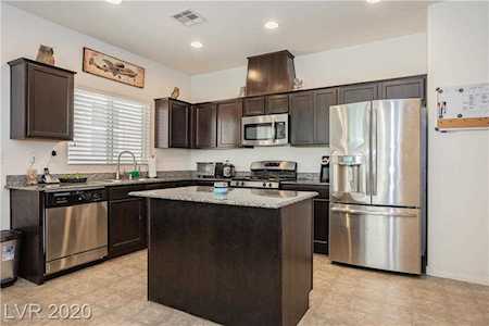 10233 Danskin Dr Las Vegas, NV 89166