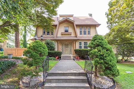 2107 Greenhill Rd Lansdowne, PA 19050