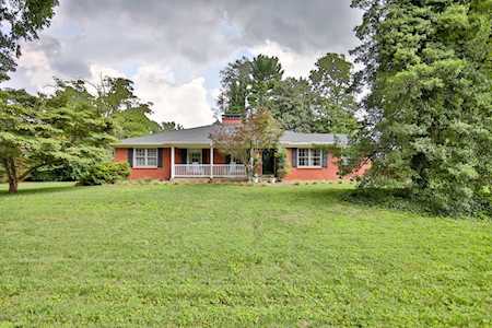 3521 Foxglove Ln Louisville, KY 40241