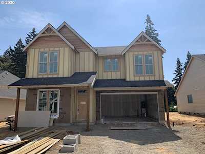 19608 Orchard Grove Dr Oregon City, OR 97045