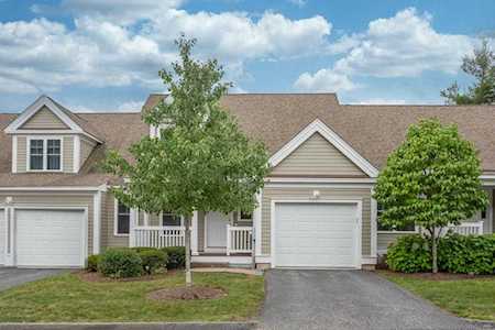 17 Flint Pond Dr #17 Grafton, MA 01536