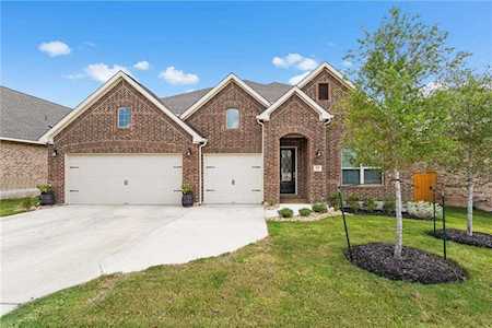 225 Emerald Garden Rd San Marcos, TX 78666