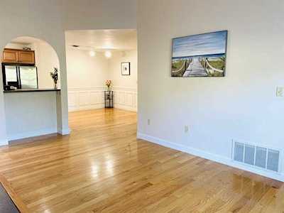 200 Brookside Dr #H Andover, MA 01810