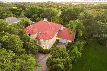 1669 Landings Ln Sarasota, FL 34231