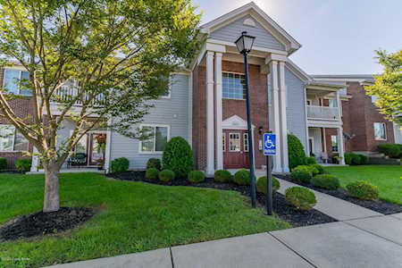 2603 Bradford Commons Dr #204 Louisville, KY 40299
