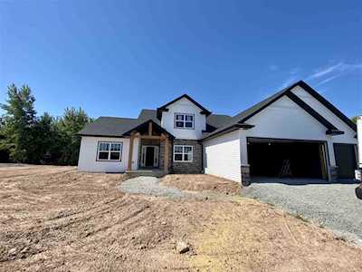 1127 Applewood Dr De Pere, WI 54115