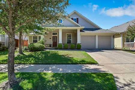 811 Bradford Street Lantana, TX 76226