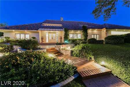 60 Quail Run Rd Henderson, NV 89014