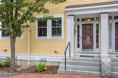 129 Merrimac St #19 Newburyport, MA 01950