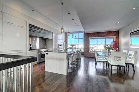 aspen Meadows Hill SW #214 Calgary, AB t3h 0g3