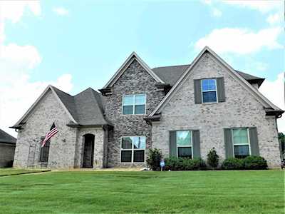 327 Julia Ann Dr Atoka, TN 38004