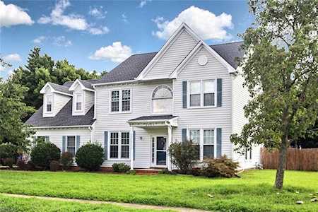 3024 Crossings Dr Chesapeake, VA 23321