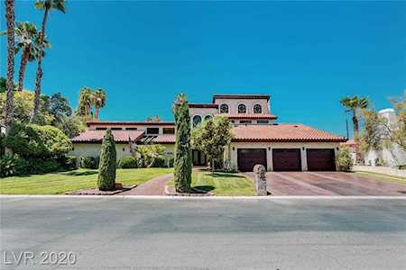 204 Desert View St Las Vegas, NV 89107