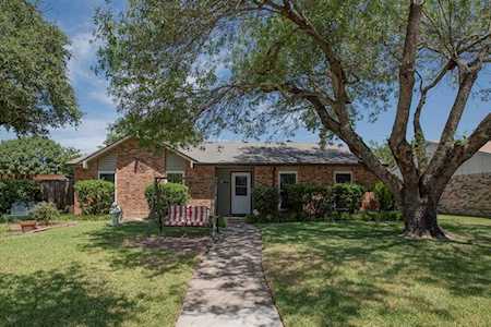 300 Willow Springs Drive Coppell, TX 75019