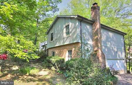 567 Shore Acres Rd Arnold, MD 21012