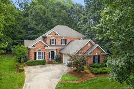 3923 Mountain Cove Dr Charlotte, NC 28216