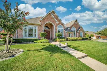 2413 Travis Court Flower Mound, TX 75028