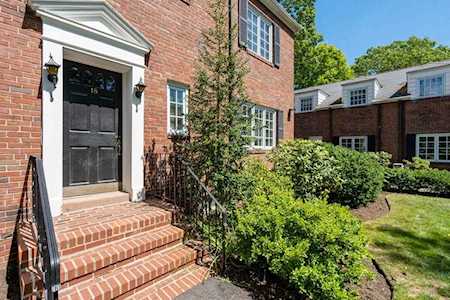 18 Still St #26 Brookline, MA 02446