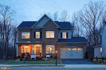 10396 Twin Leaf Dr Bristow, VA 20136