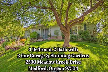 2590 Meadowcreek Dr Medford, OR 97504