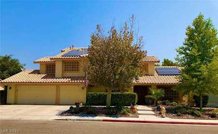 5824 Willowcreek Rd North Las Vegas, NV 89031